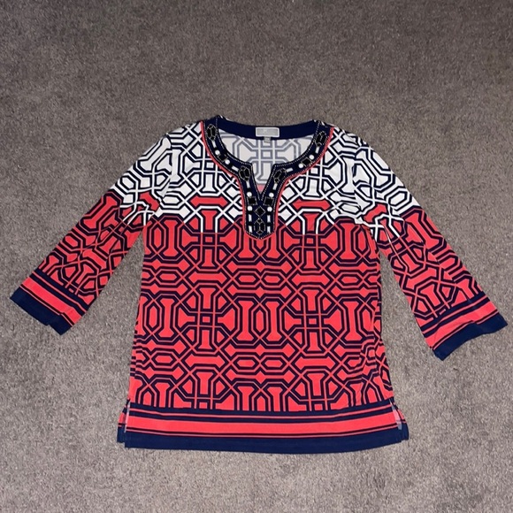 Ladies top - Picture 1 of 4
